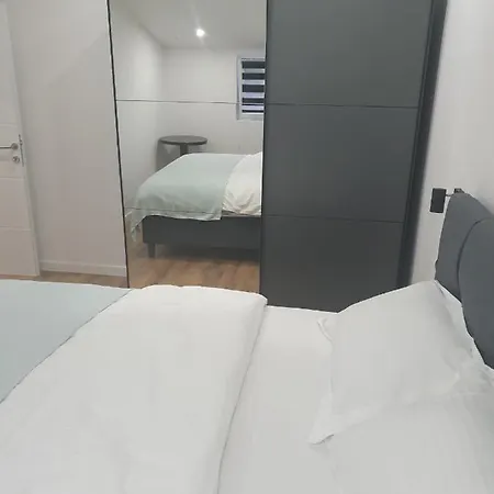 Mb * Čapljina